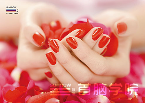 深圳學(xué)美甲